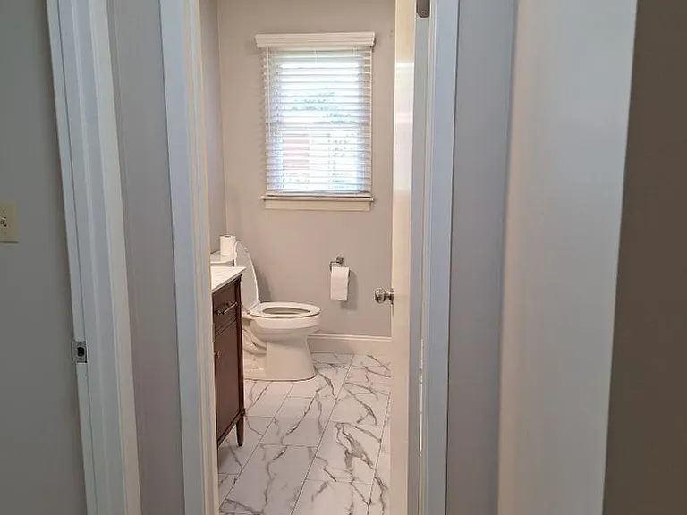 6826 Dorchester Dr — Photo 40
