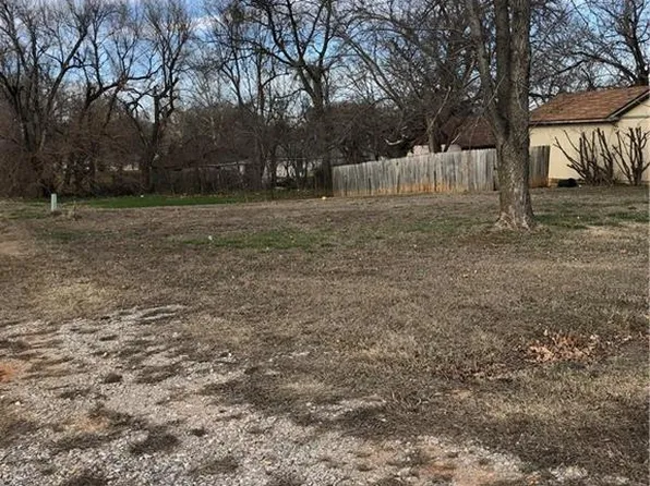 607 Willow St, Noble, OK 73068