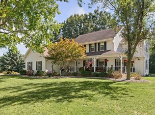 703 Surrey Rd, Monticello, IL 61856