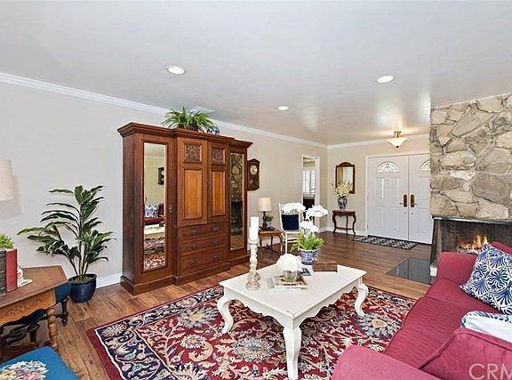 4th image of 1337 El Mirador Dr