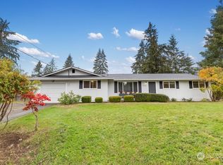 23714 SE 250th St, Maple Valley, WA 98038
