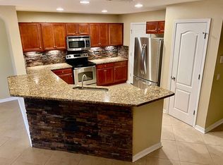 2006 Sunset Meadow Dr, Clearwater, FL 33763