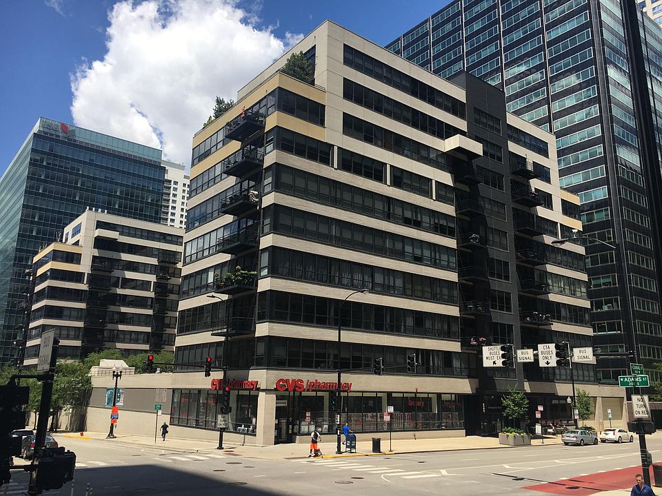 1st image of 130 S Canal St APT 813