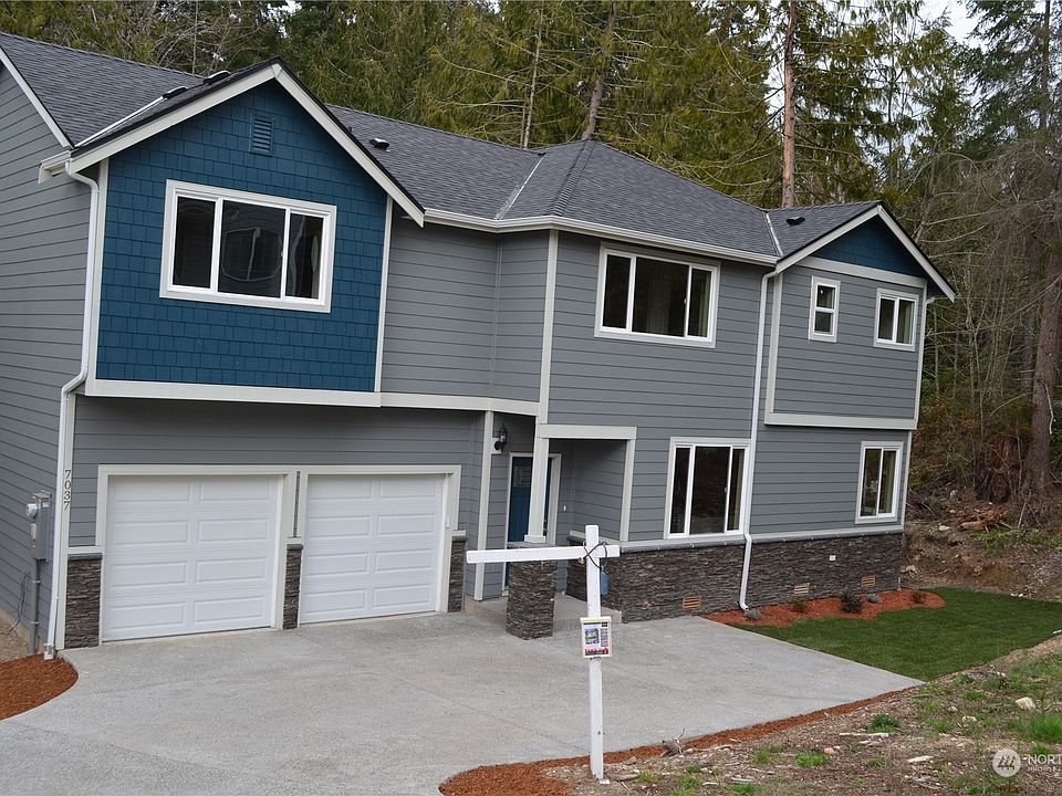 Primary with Front Landscaping>