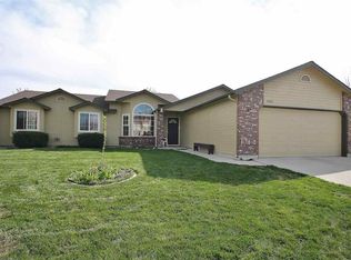 2895 W Fieldstream Dr, Meridian, ID 83646