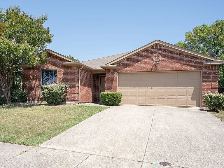 3316 Knoll Trl — Photo 1