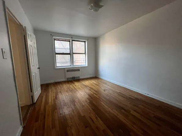 67-11 Yellowstone Blvd #5F, Forest Hills, NY 11375