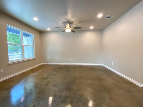 502 3rd St, Nolanville, TX 76559