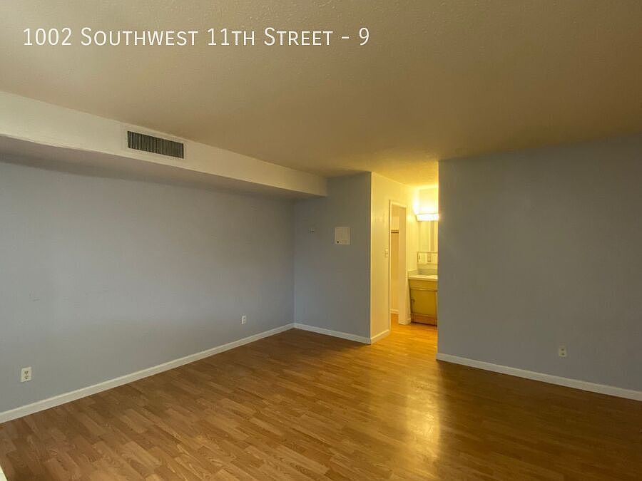 2nd image of 1002 SW 11th Ave APT 9