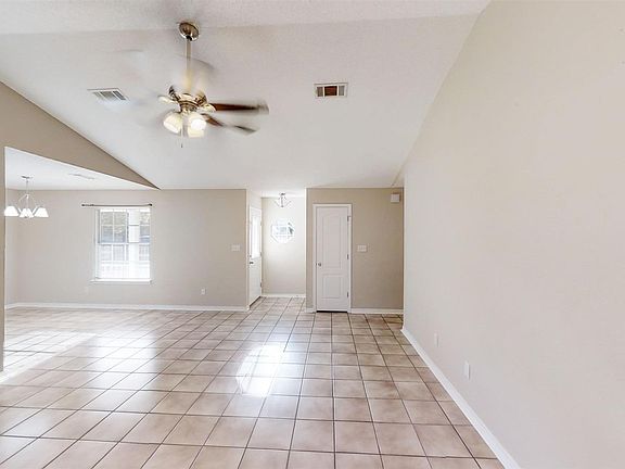 3rd image of 6581 Imperial Dr