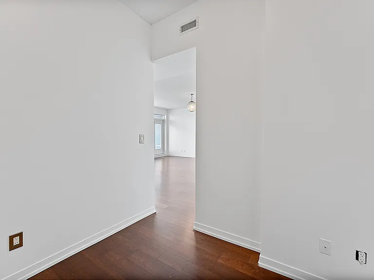 59 E Liberty St #2401 — Photo 35