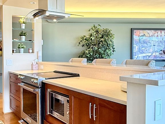 Bar top for entertaining and casual dining.