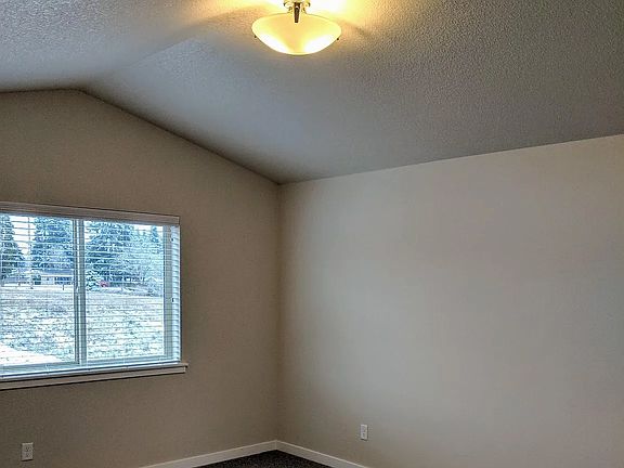 4th image of 5805 NE 60th St #5805