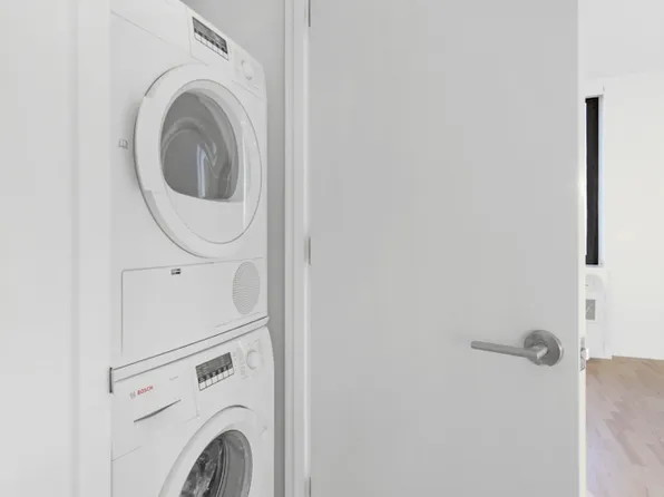 626 Flatbush Avenue image 9 of 29