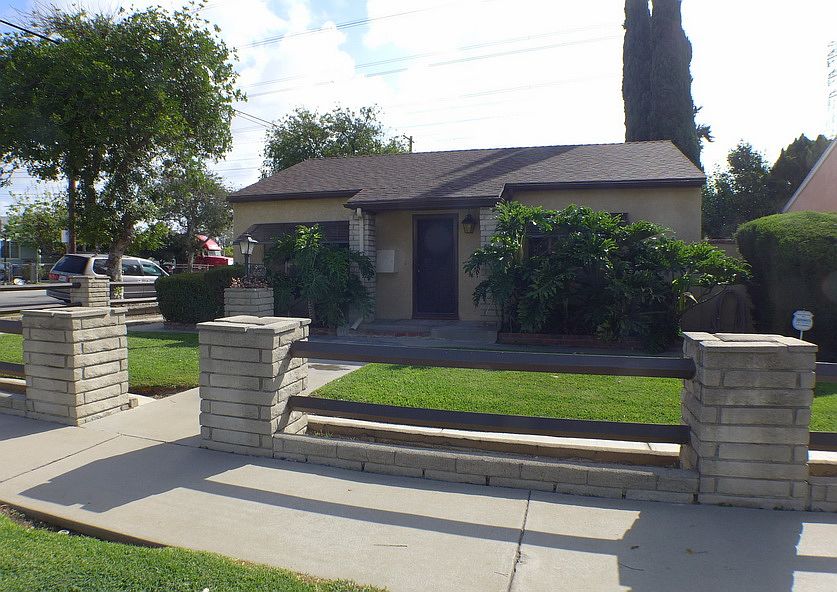 1st image of 3668 Earle Ave