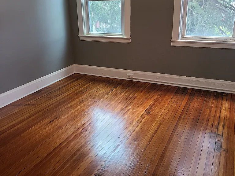 531 Willow Ave — Photo 7
