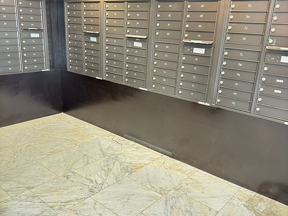 4th image of 13981 35th Ave #2HA