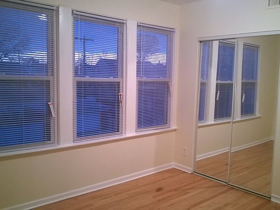 3rd image of 3500 N Kolmar Ave