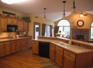 7430 S Boyden Rd, Northfield, OH 44067