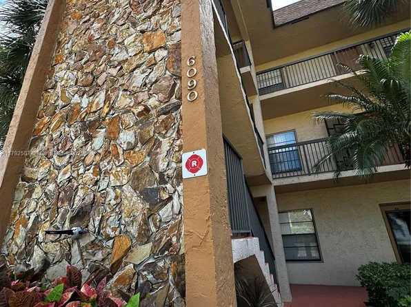 6090 N Sabal Palm Blvd APT 103, Tamarac, FL 33319