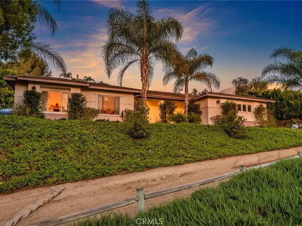 1533 Harness Ln, Norco, CA 92860