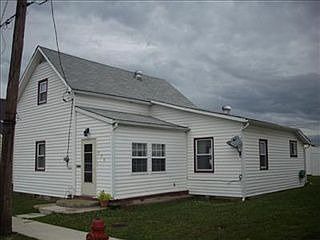1st image of 526 E Main St