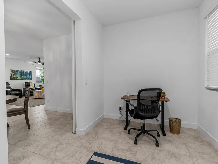 16159 S 177th Dr — Photo 9