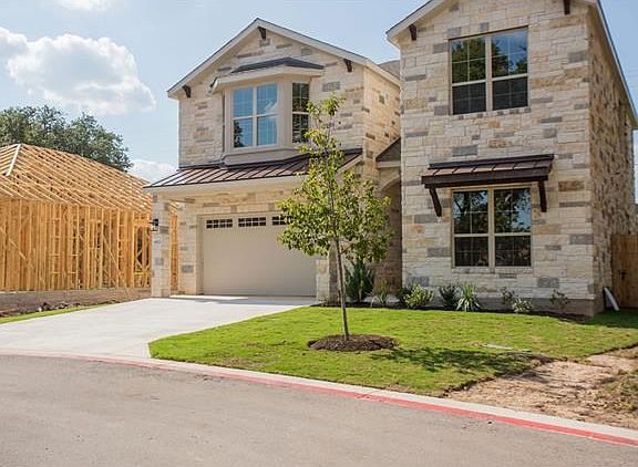2nd image of 4012 Eleanor Cir #205