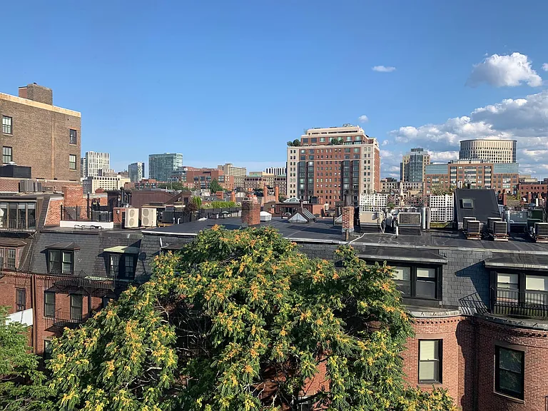 113 Beacon St #Penthouse 6 — Photo 12