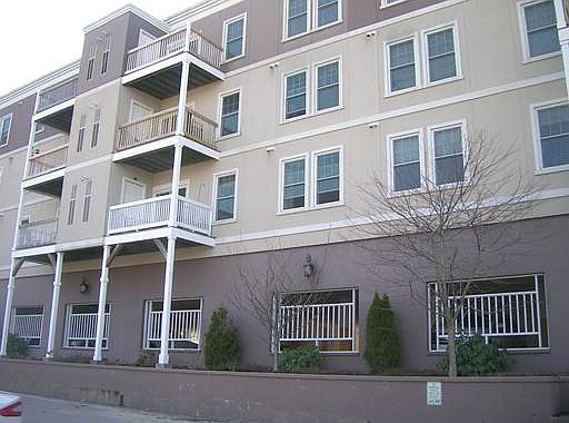 2nd image of 414 Mount Hope St APT 309