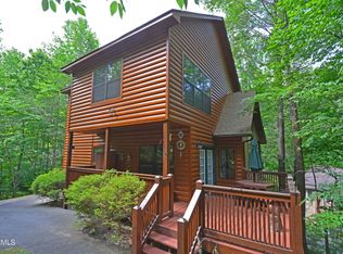 415 Pa Proffitt Rd, Gatlinburg, TN 37738