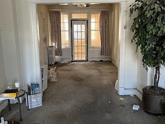 4th image of 1813 M St NE