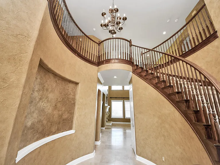3727 Lakeridge Canyon Dr — Photo 10