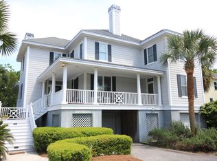8 Seahorse Ct, Isle Of Palms, SC 29451
