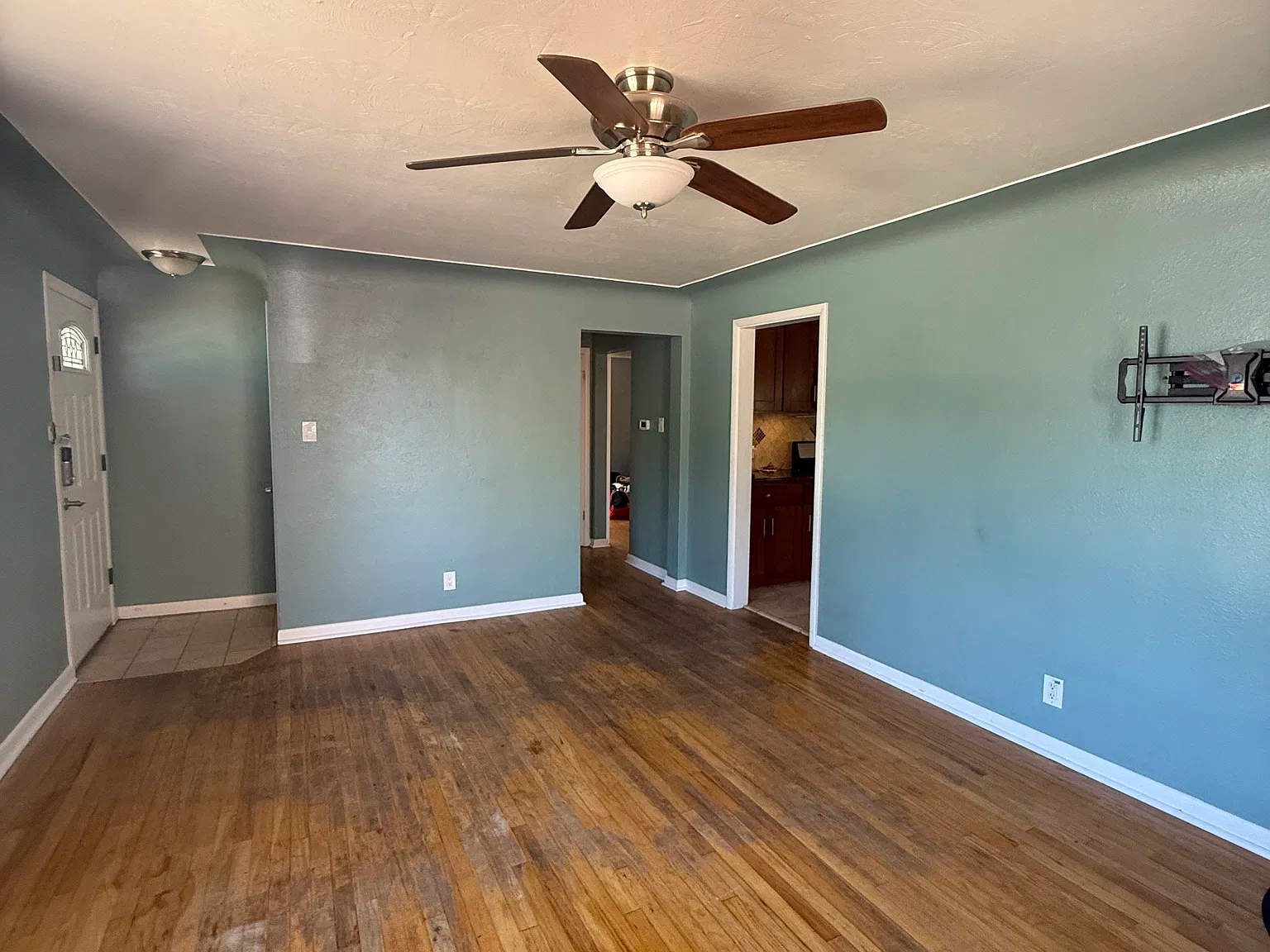 2 bed, 936 sqft, $2,500 — Photo 4
