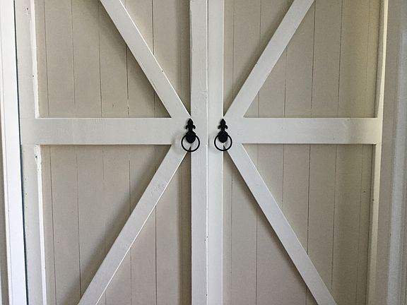 Barn doors to study/office