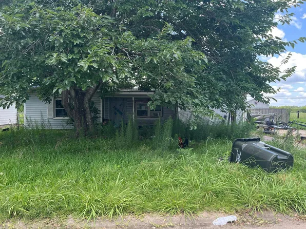 6263 Pat Ave, Port Arthur, TX 77640