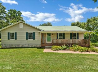 241 Mingus St, Canton, NC 28716