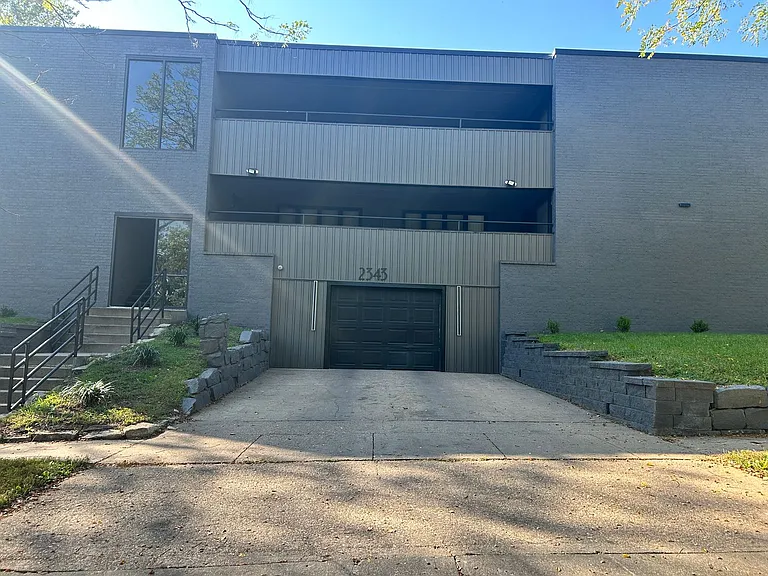 2343 B St — Photo 18
