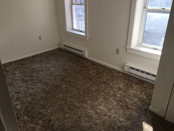 2nd image of 9 Salem St APT 11