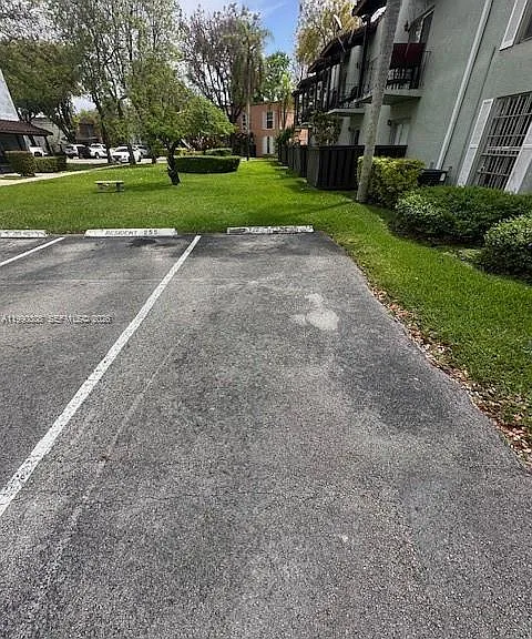 10776 N Kendall Dr #F17 — Photo 13