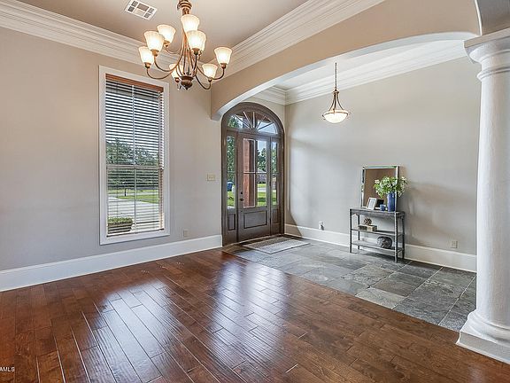 5th image of 207 Marquette Dr