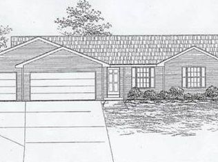 2853 Regent St, Janesville, WI 53546