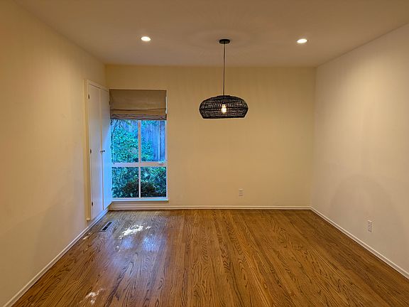 2nd image of 1252 Byron St