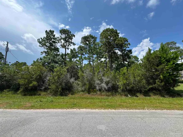 6548 Lansford St, Navarre, FL 32566