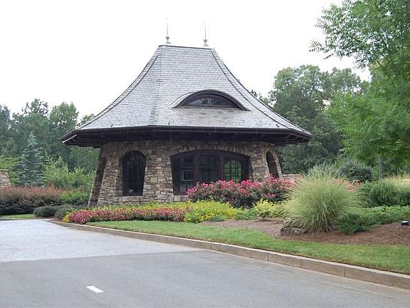 Hasentree Enterance / Guard Gate