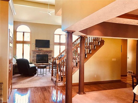 2nd image of 9454 Stone Mill Dr