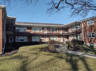 720 N Western Ave APT 4, Park Ridge, IL 60068