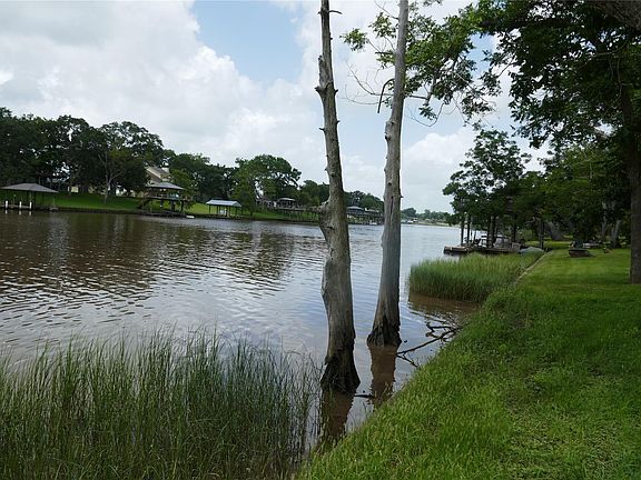 3rd image of 2719 County Road 510