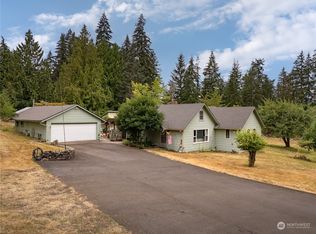 104 Dahlman Rd, Castle Rock, WA 98611